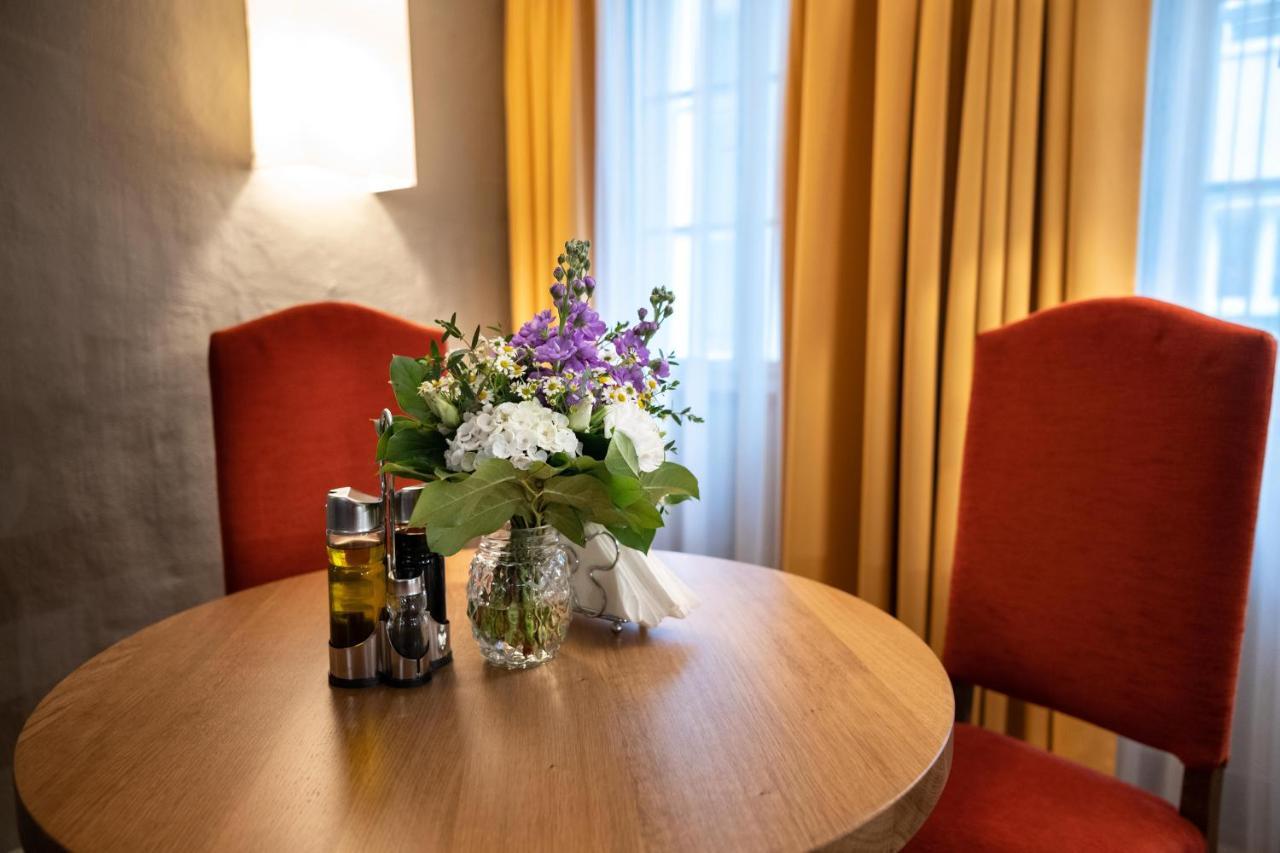 Altstadt Hotel Stadtkrug Salzburg Kültér fotó